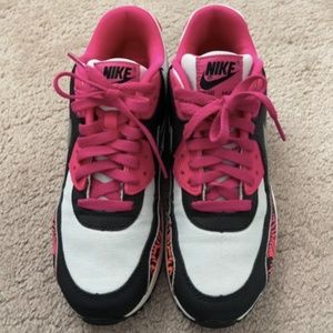 NIKE Air Max | Youth 7 | Women's 8.5 | Men's 7